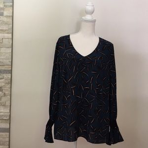 CAbi Shadow Leaf Blouse size L